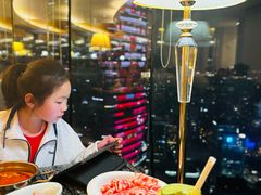 -云中捞高空旋转餐厅(商茂世纪广场店)