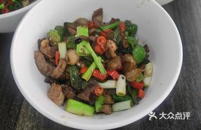 Stir-fried Pork with Local Pig Meat