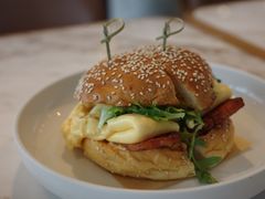 -ROAST coffee & eatery