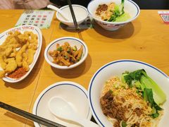 -蓉李记成都名小吃(石景山万达店)