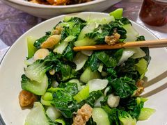 -霄汉牛三鲜湖北砂锅菜(万松园2店)