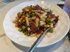 洪湖莲藕带炒鸡杂-洪湖水·新楚菜(人民大学店)