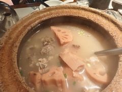-小凤庭·地道湖北菜武昌鱼·藕汤(38年黄鹤楼店)