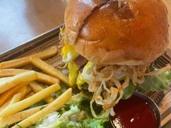 Ricci稻草人双层牛肉汉堡-Ricci睿奇美式餐厅(五道口店)