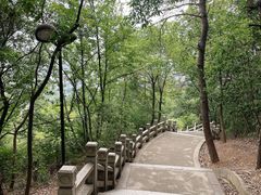 -灵岩山风景区