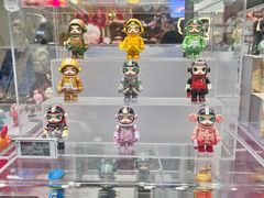 -泡泡玛特POPMART (北京超极合生汇店)