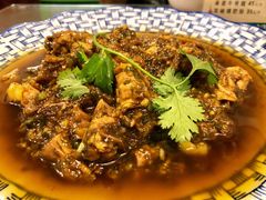 童年热窝鸡-百年粉蒸牛肉