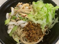 芹菜香干目鱼面-老地方面馆(思南路店)