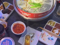 -秦炉烤肉(财富中心店)