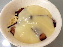 猪颈肉芝士捞公仔面-新记餐厅(香槟大厦店)