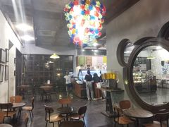 -莓园冰淇淋店