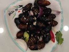柞蚕-俊家铁锅炖鱼(地工路店)