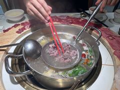 -牛人日志·鲜牛肉骨汤火锅(万科里瑧店)