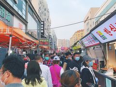 -老东镇啤酒屋海鲜加工·蒸汽海鲜·海鲜烧烤(台东店)