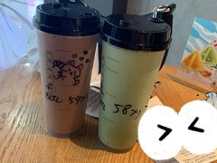 -星巴克臻选(周浦万达店)