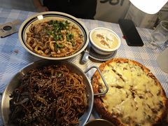 -满格嗦新疆椒麻鸡火锅.炒米粉(川大江安校区店)