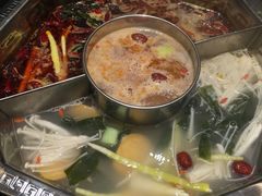 -重庆德庄火锅(体育中心店)