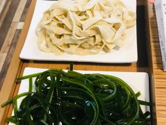 -陆记牛庄·碳锅龙虾烧烤(爱上花园店)