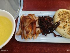 -聚首堂·特色小吃·肘子(什刹海德胜门店)