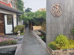-汤宴·参须肚包鸡(南京路店)
