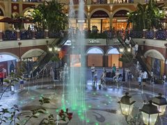 -佛罗伦萨小镇广佛名品奥特莱斯(疏港路店)