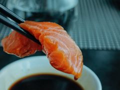 -亚洲国际大酒店·云顶阁旋转自助餐厅