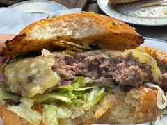 -Ribs & Burgers The Rocks