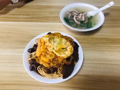 肥肠牛肉干挑面-老余家面馆