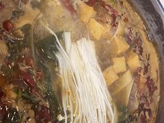-鸡遇虾煲干锅火锅(小寨金莎店)