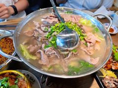 -肖四女乐山跷脚牛肉(世博源店)