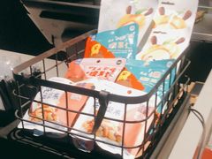 -瑞幸咖啡(新理想大厦店)