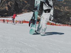 -石京龙滑雪场-停车场