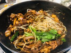 -胡须佬鸡煲四季火锅店(石厦西村直营店)