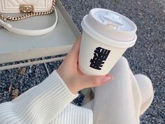 -苏州本色美术馆