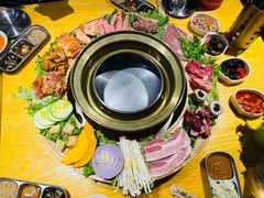 呼啦圈烤肉-8号苑自助烤场(西单店)