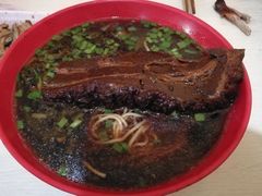 -小龙大肉面馆