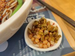 -呷佬·长沙手工米粉(金沙江路店)