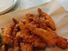 -必胜客(大坪英利店)