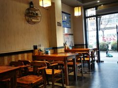 大堂-老外婆本帮面(塔城路店)