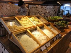 面食-广州中心皇冠假日酒店-环市食坊·海鲜自助餐厅