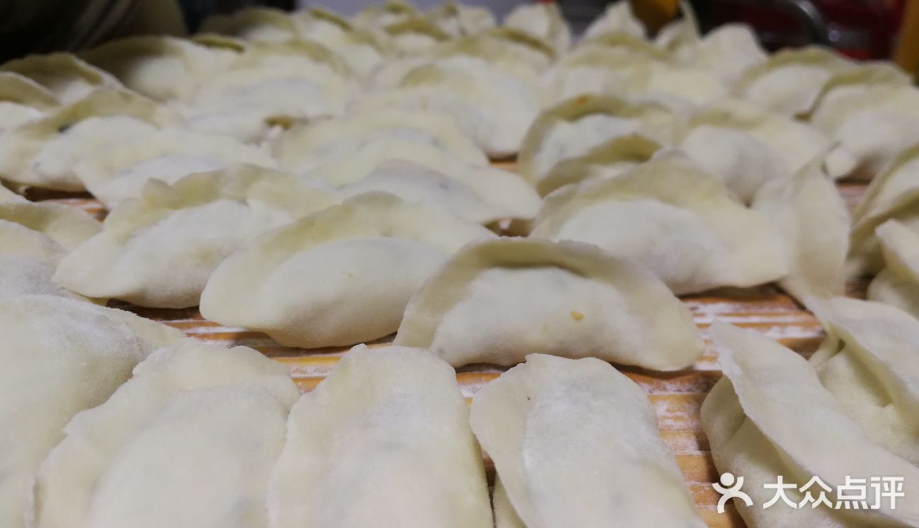 天太热，实在懒得做饭就包饺子吧！