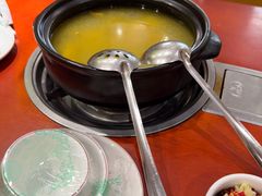 -菌之家·专业纯野生菌火锅·特色炒菌