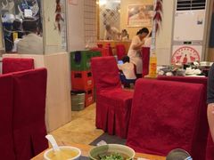 大堂-大众美蛙鱼头(民心佳园总店)