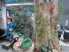 -余庆小吃(小吃一条街店)