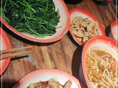 -老三样·美食研究中心(世贸路店)