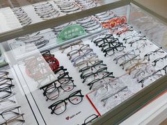 -潘多拉眼镜·蔡司依视路明月(潘家园店)