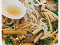 -黔阿牛菌汤牛肉粉全牛火锅(喷水池店)