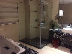 -东海森林温泉度假酒店