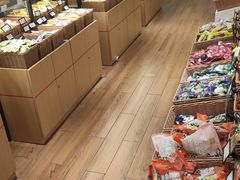 -来伊份(我格广场武宁路店)
