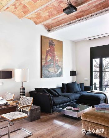 装修灵感分享|巴塞罗那百年阁楼经典设计